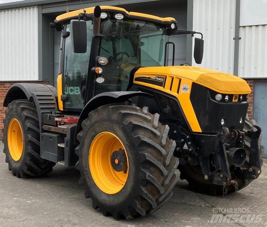 JCB 4220 Fastrac トラクター