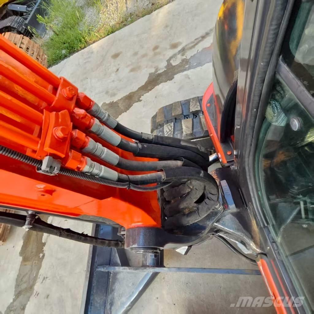 Kubota KX 163-5 ミニ油圧ショベル 7t以下（ミニユンボ・ミニディガー）