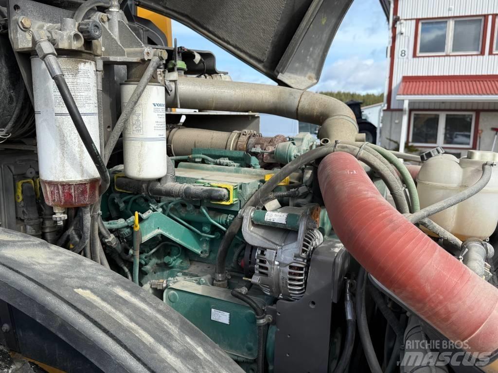 Volvo SD 135 B 振動ローラ