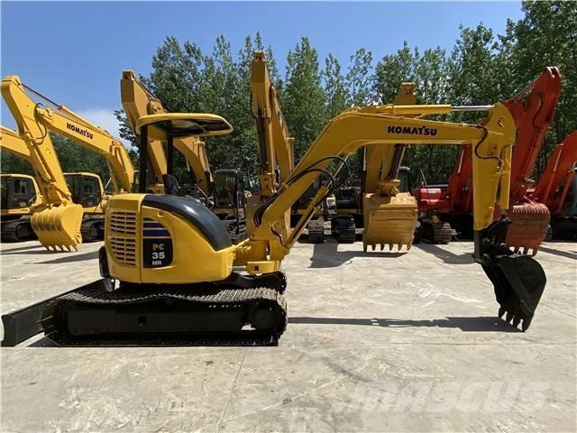 Komatsu PC 35 ミニ油圧ショベル 7t以下（ミニユンボ・ミニディガー）