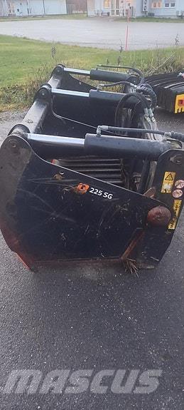  ÅLØ 225 その他飼料収穫設備