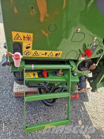 Amazone UF 1201 自走式噴霧器