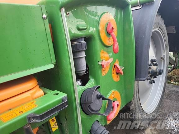 Amazone UX3200 自走式噴霧器
