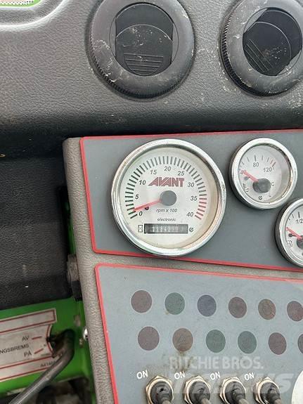 Avant 520 グランド整備機械-その他