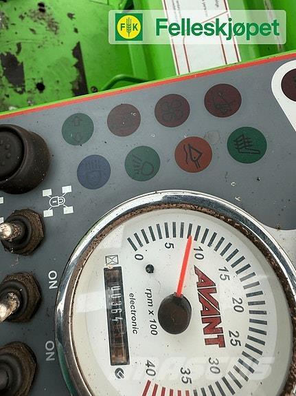 Avant 520 スキッドステアローダー