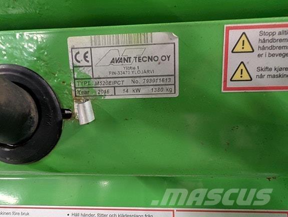 Avant 520 ツールキャリア