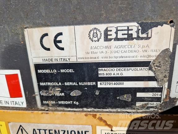 Berti FB/P600 グランド整備機械-その他