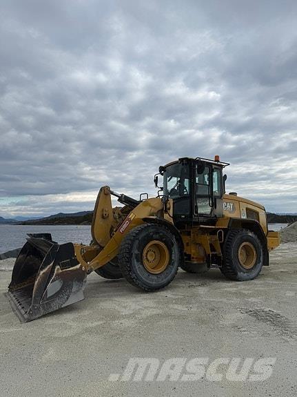 CAT 930M ホイールローダー・タイヤショベル