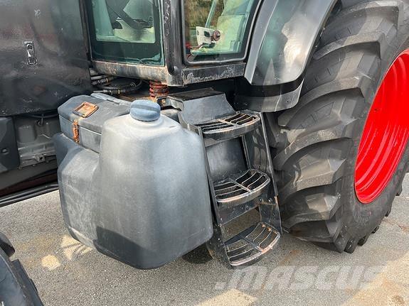CLAAS 640 ARION トラクター