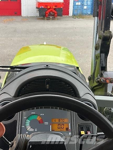 CLAAS Ares 697 トラクター