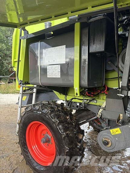 CLAAS Avero 240 コンバイン