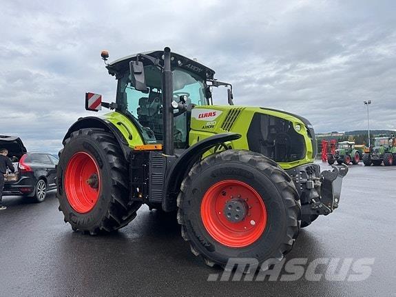 CLAAS Axion 870 トラクター