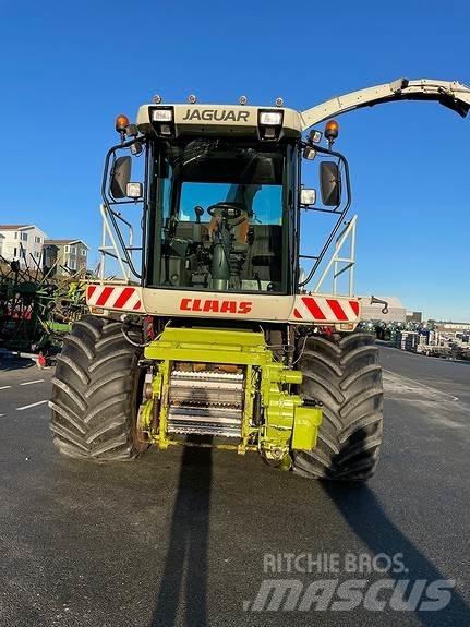 CLAAS JAGUAR 870 自走式フォレージハーベスター