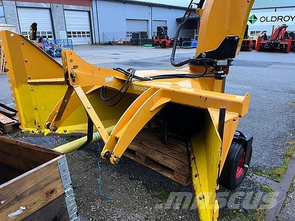 Dalen 2106 その他道路と除雪の機械