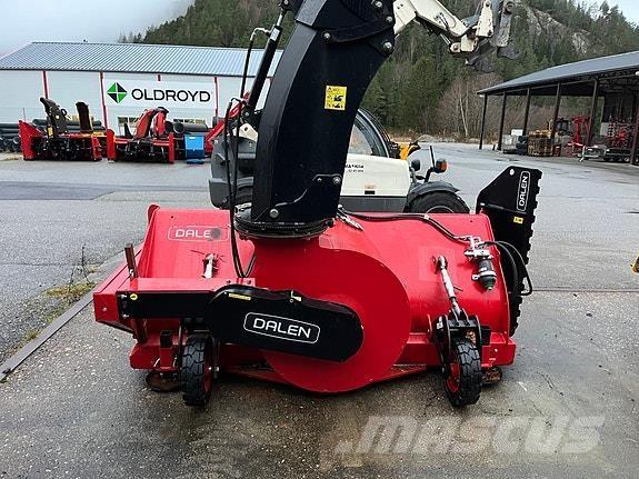 Dalen 2110 その他道路と除雪の機械