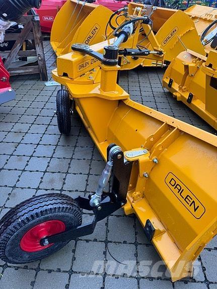 Dalen 2120 その他道路と除雪の機械