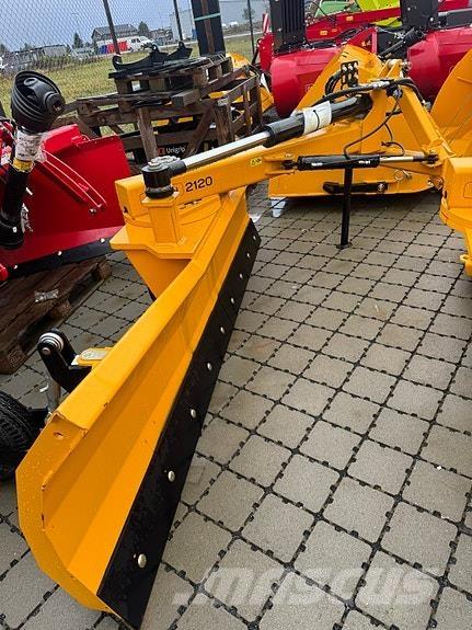 Dalen 2120 その他道路と除雪の機械