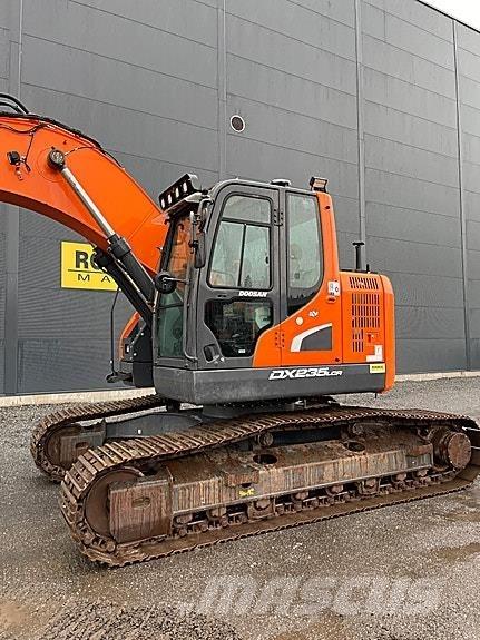 Doosan DX235LCR-5 大型油圧ショベル12t以上（パワーショベル・ユンボ）