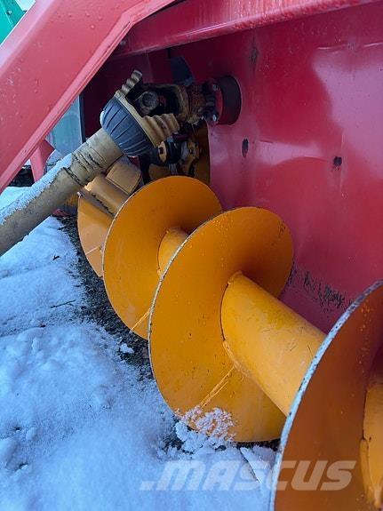 Duun TF 236 その他道路と除雪の機械