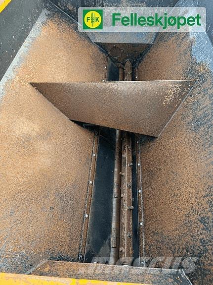 Epoke SKE20 砂と塩撒き専用車