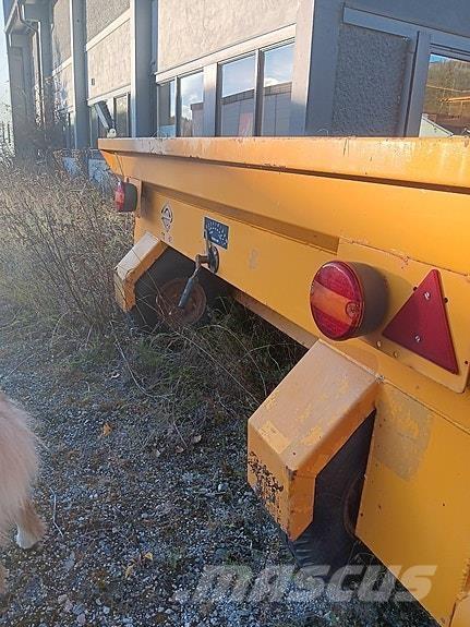 Epoke TKE12-275 砂と塩撒き専用車