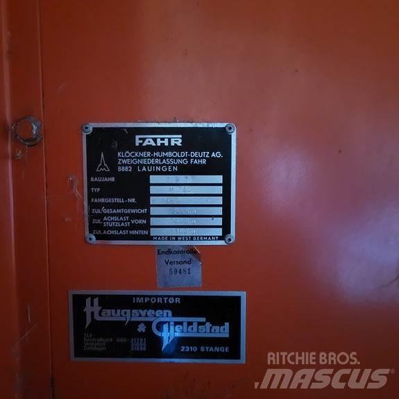 Fahr M 750 コンバイン
