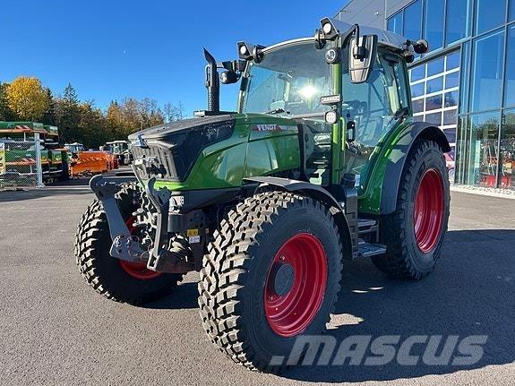 Fendt 211 Profi トラクター