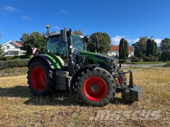 Fendt 620 VARIO トラクター