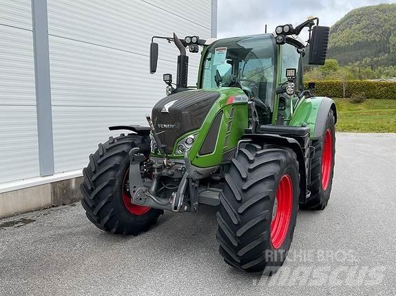 Fendt 718 トラクター