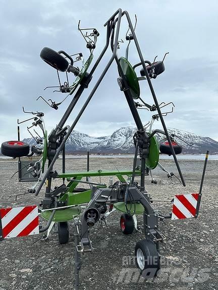Fendt Lotus 770 ウィンドローア/レーキ