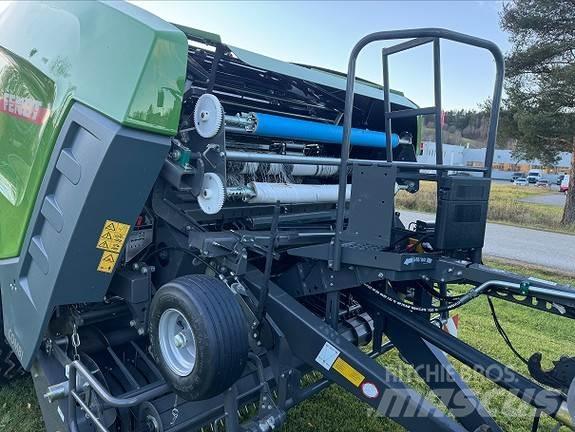 Fendt Rotana 130F ラウンドベーラー