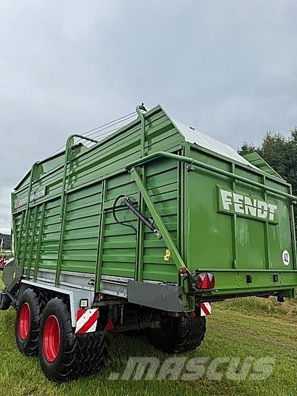 Fendt Tigo 50 MR 汎用トレーラー