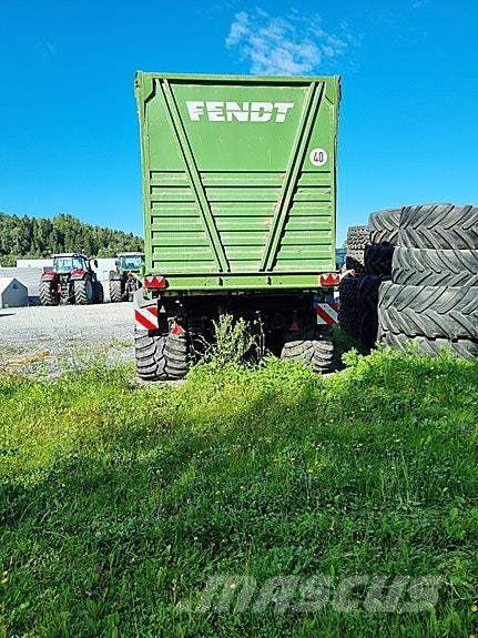 Fendt Tigo 50 PR 汎用トレーラー