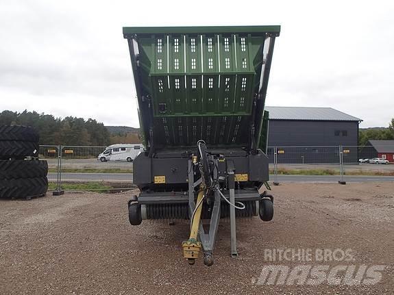 Fendt Tigo 60 PR 自走式フォレージハーベスター