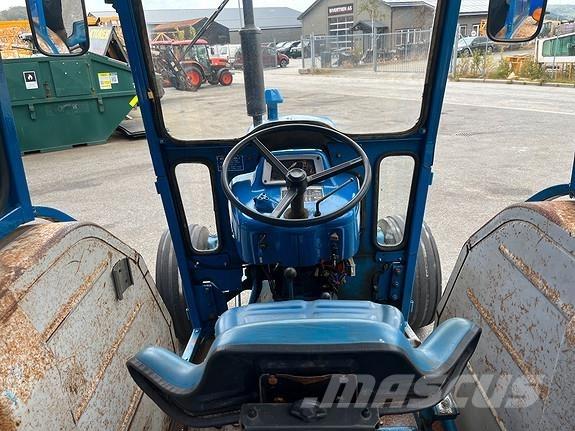 Ford 4600 トラクター