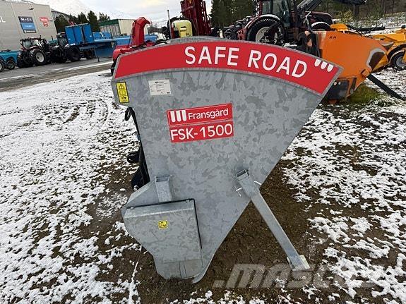 Fransgård 1500 その他道路と除雪の機械