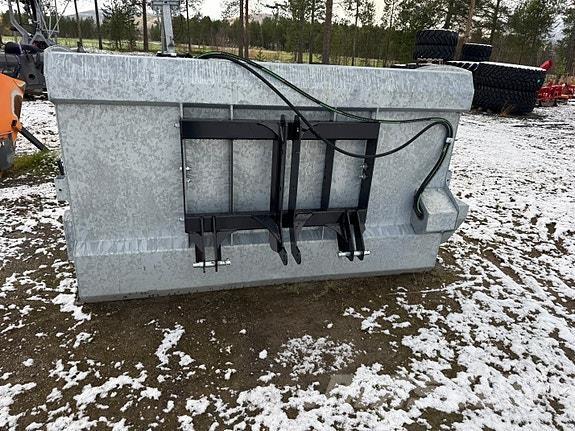 Fransgård 1500 その他道路と除雪の機械