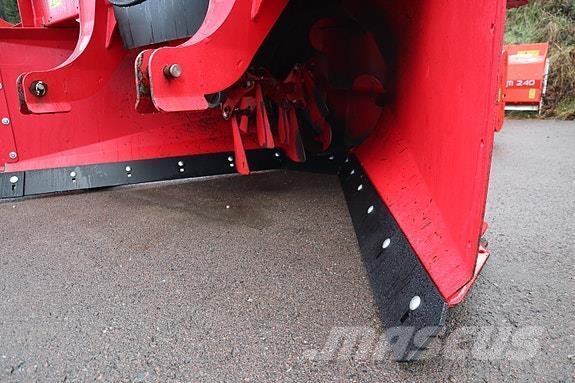 Globus GSF 245 除雪機