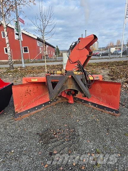 Globus GSF2450-1 その他道路と除雪の機械