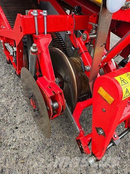 Grimme SE 75-30 ジャガイモ収穫機・掘取機