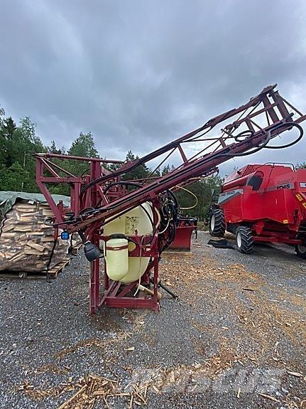 Hardi LZY 800 自走式噴霧器