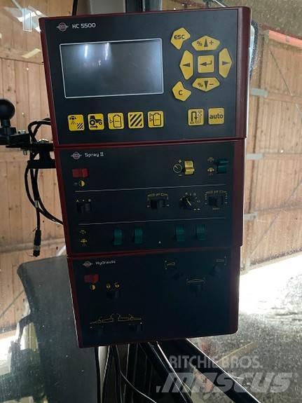 Hardi Master 1200 自走式噴霧器