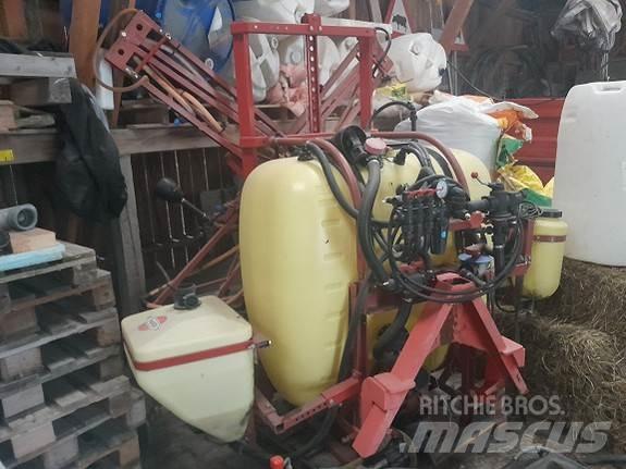 Hardi NK400 自走式噴霧器
