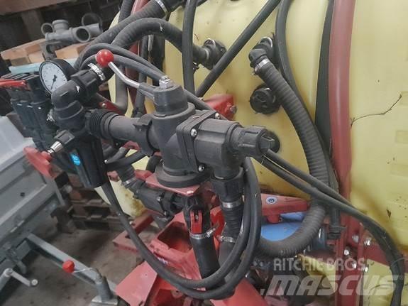 Hardi NK400 自走式噴霧器