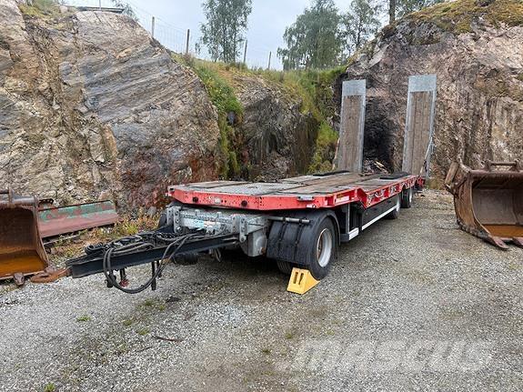 Humbaur HTD30 その他トレーラー