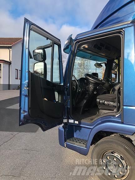 Iveco 120ELG ボックスボディー、ウイング、箱車