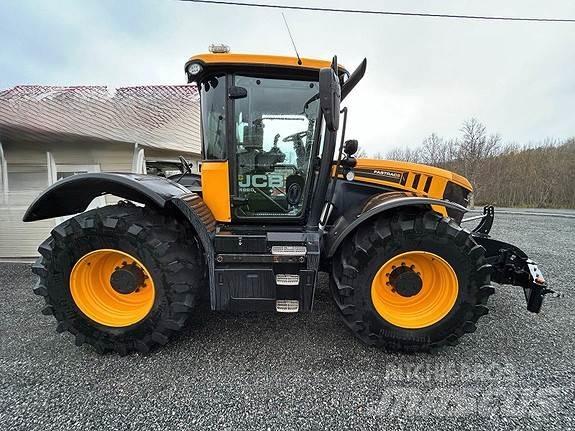 JCB FASTRAC 4220 トラクター