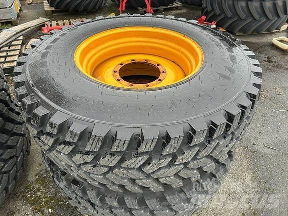 JCB FASTRAC 4220 トラクター