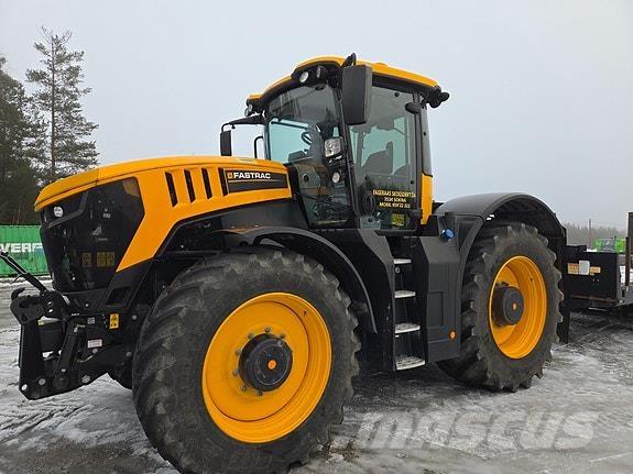 JCB Fastrac 8330 トラクター