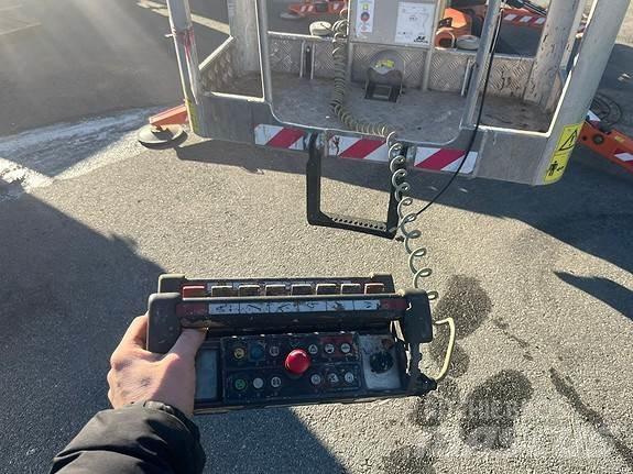 JLG X20J PLUS その他リフトとプラットフォーム